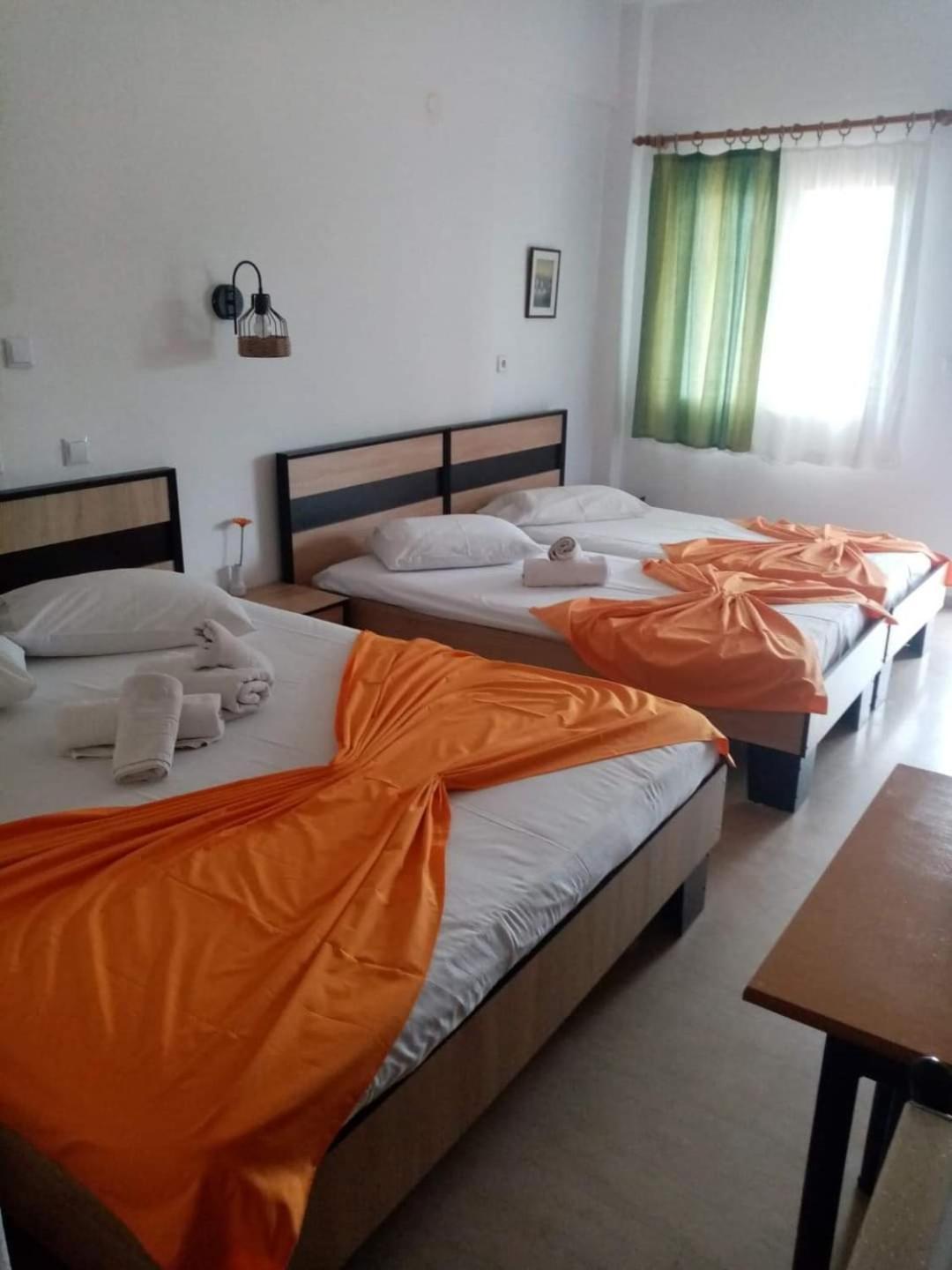 Guesthouse Zografia Vrasna Ngoại thất bức ảnh